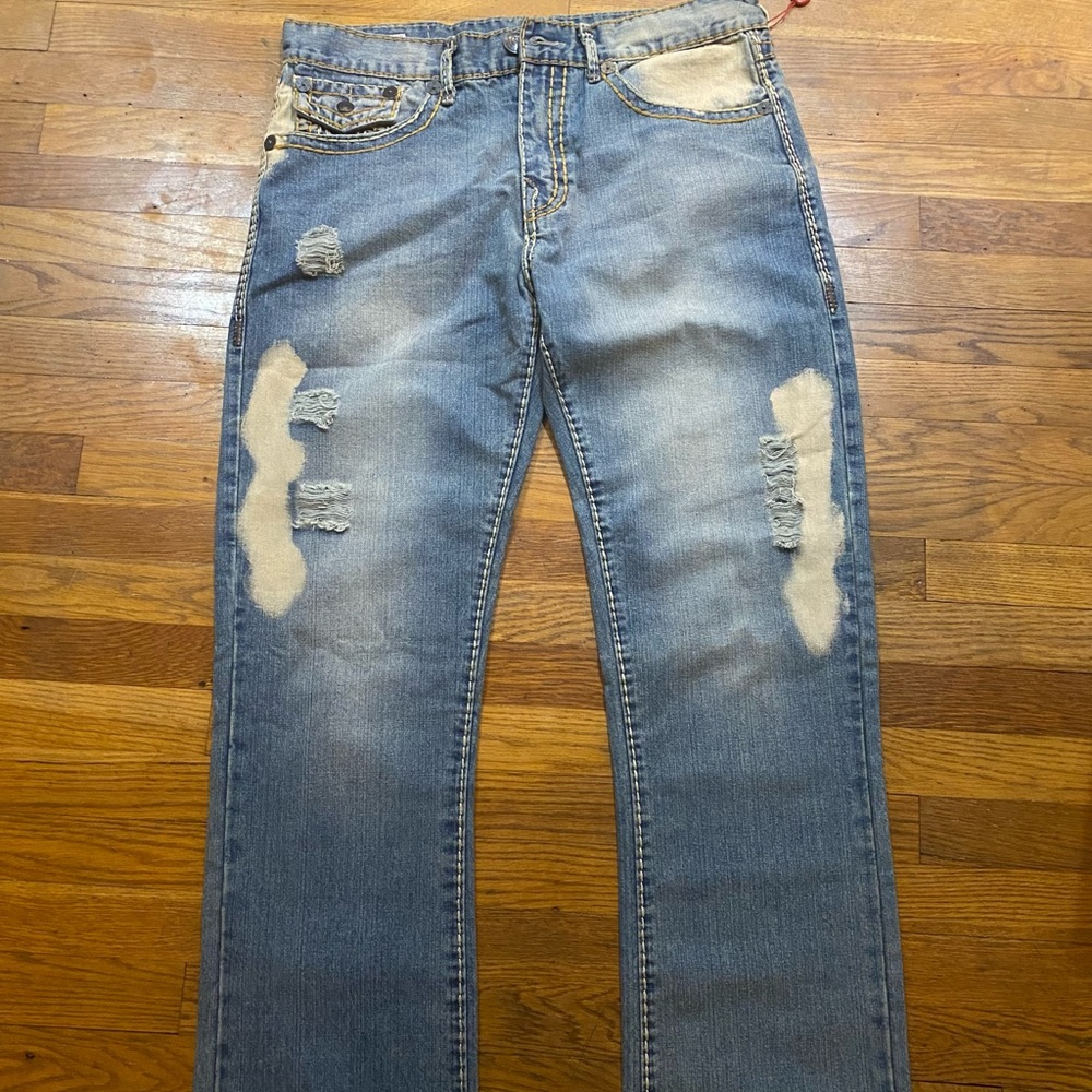 True Religion Ricky Light Blue Straight Leg Jeans Size 38, 32 Inseam- NWT